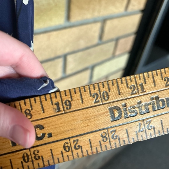 Club Monaco Paget 100% Silk Navy Blue Floral Long Sleeve Mini Dress Size 4 - Picture 7 of 7